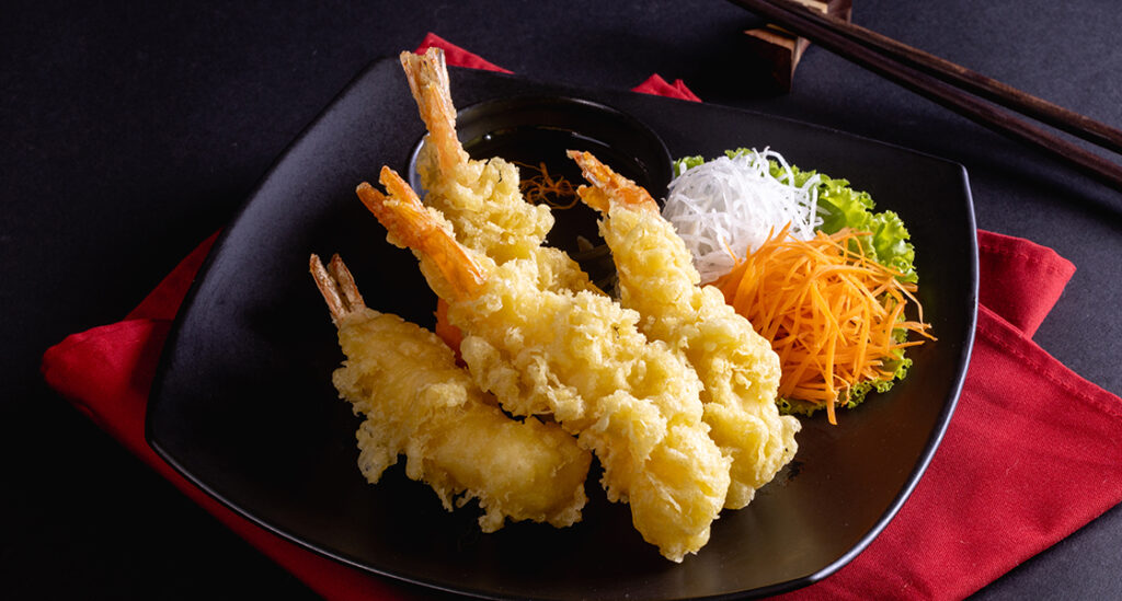 A plate of freshly fried tempura